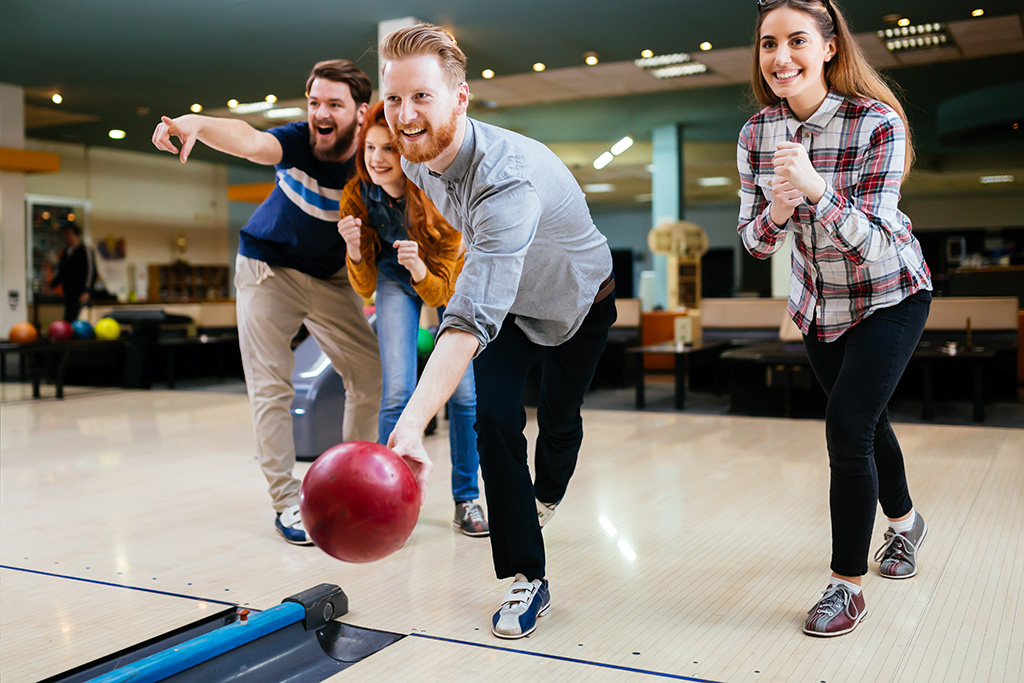 Bowling mit Freunden beim Sämann