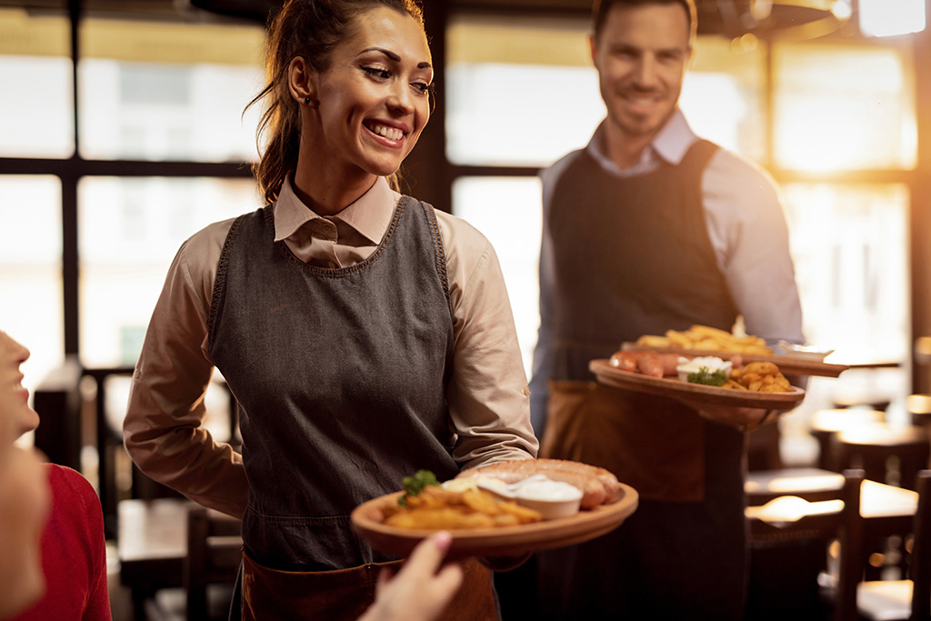 Servicepersonal beim Sämann